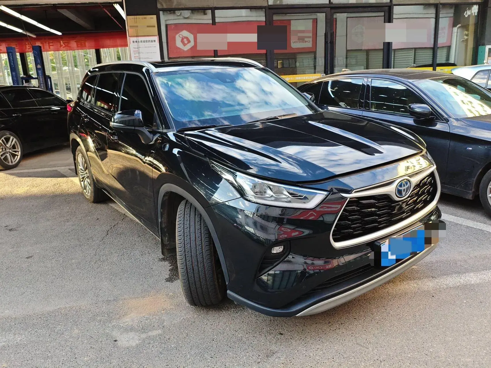 2022 TOYOTA HIGHLANDER thumbnail 4