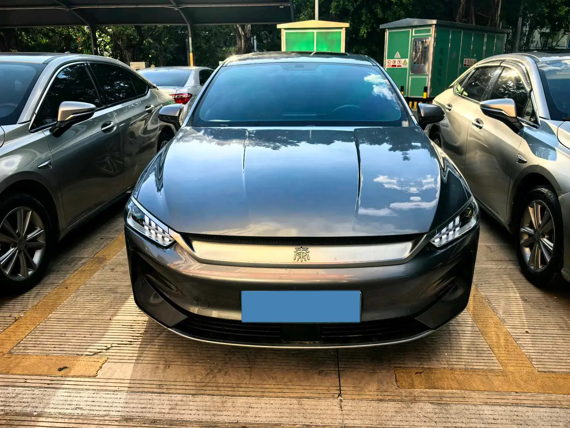 2021 BYD QIN thumbnail 2