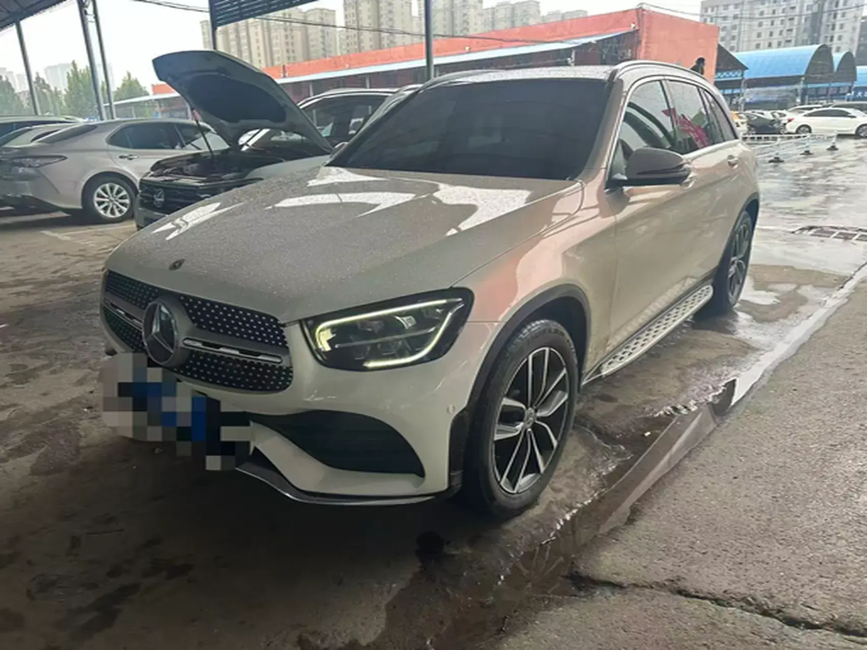 2021 MERCEDES-BENZ GLC view 1