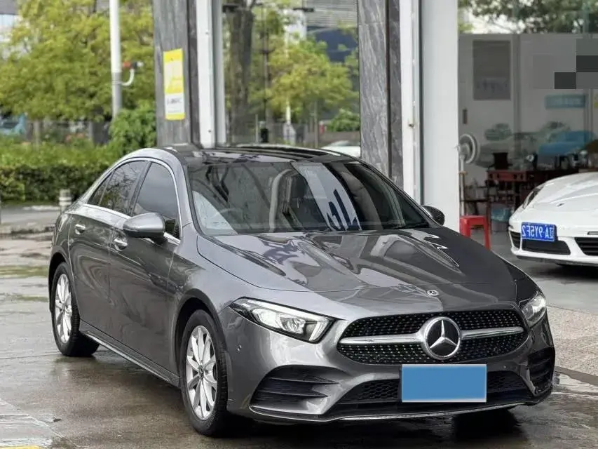 2021 MERCEDES-BENZ A thumbnail 3