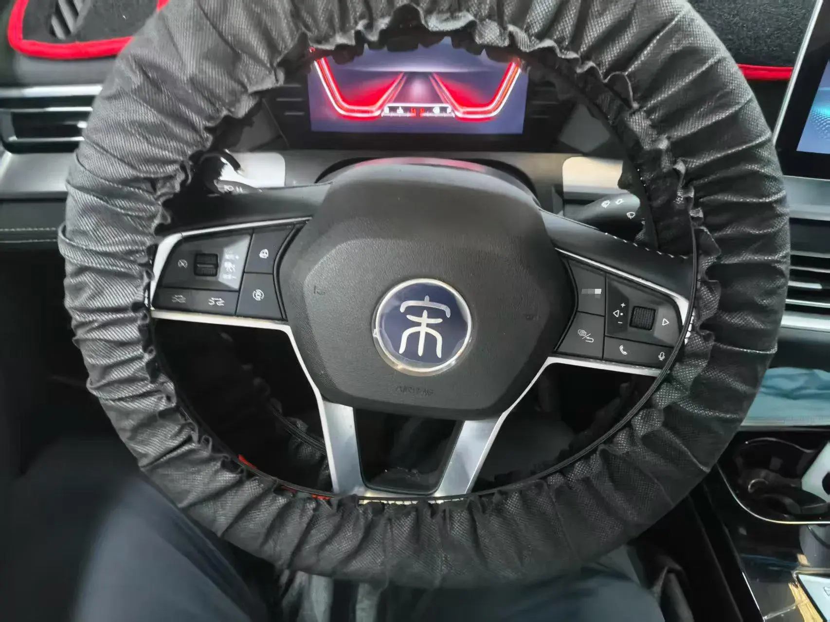 2019 BYD SONG thumbnail 4