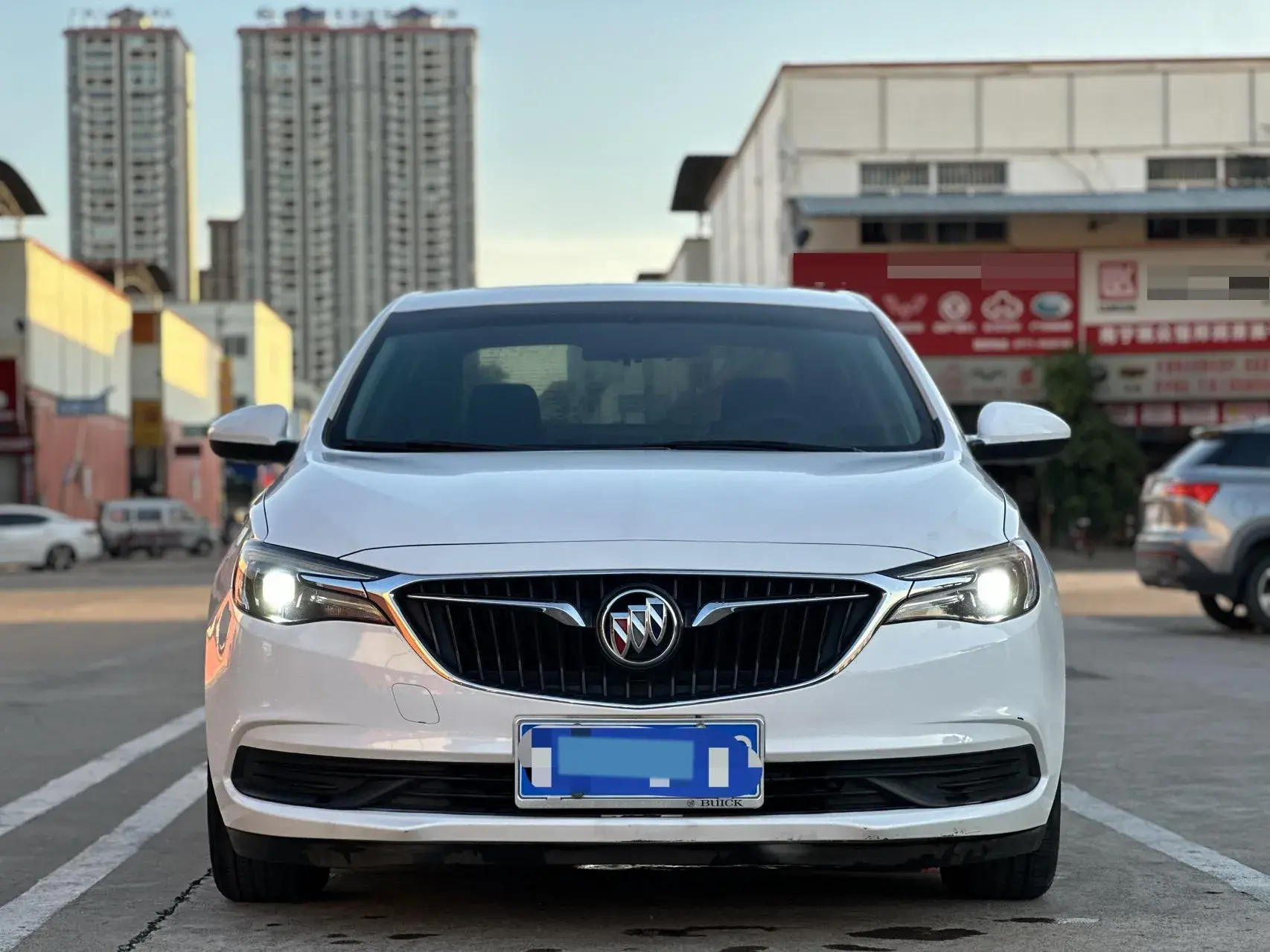 2021 BUICK EXCELLE thumbnail 2