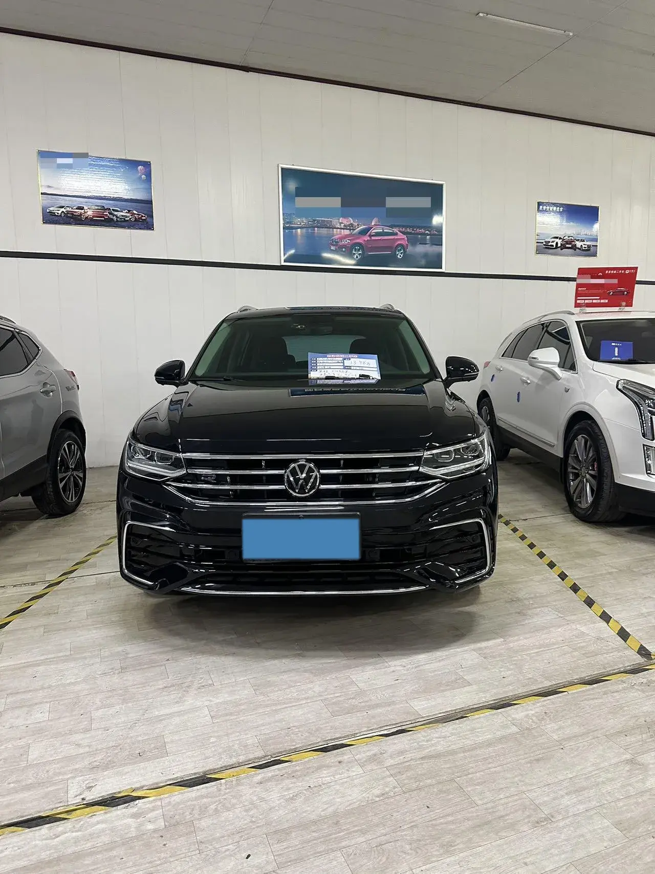 2024 VOLKSWAGEN TIGUAN thumbnail 2