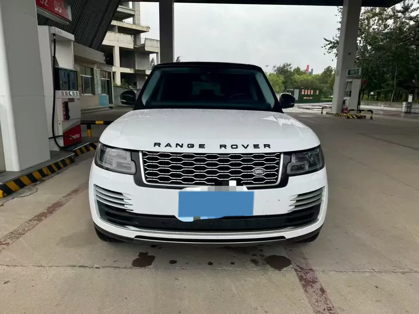 2018 LAND ROVER thumbnail 2