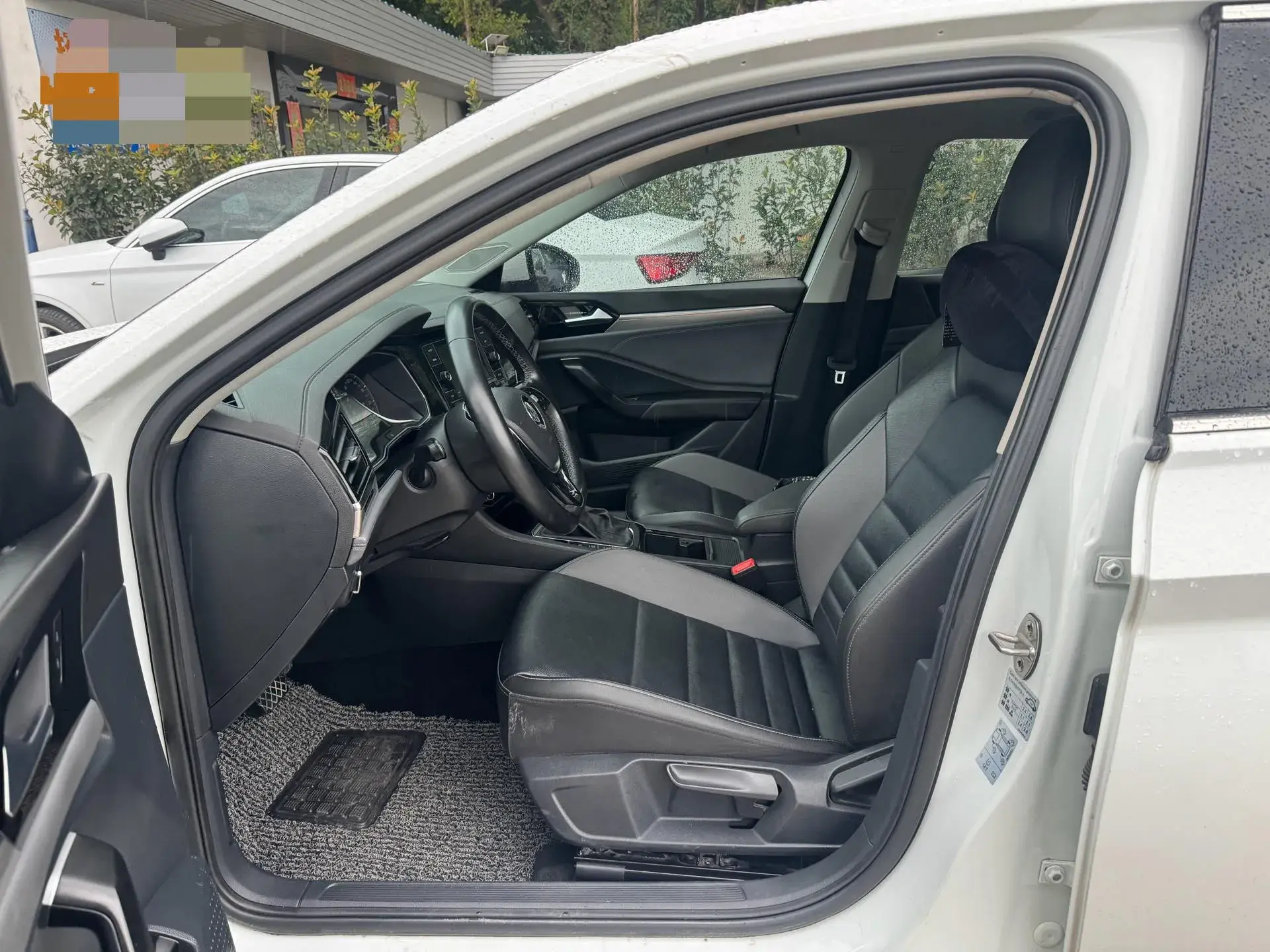 2019 VOLKSWAGEN SAGITAR thumbnail 3