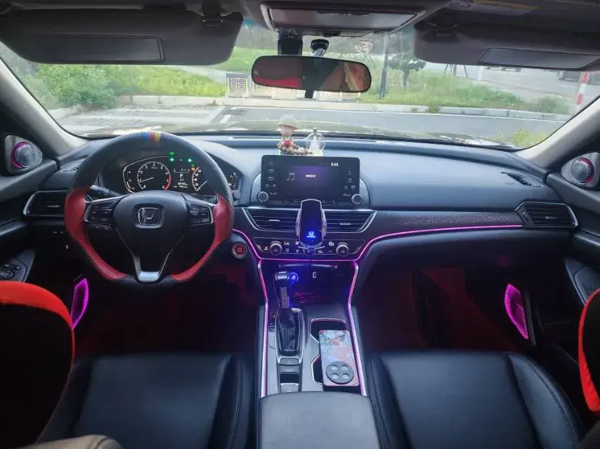 2018 HONDA ACCORD thumbnail 4