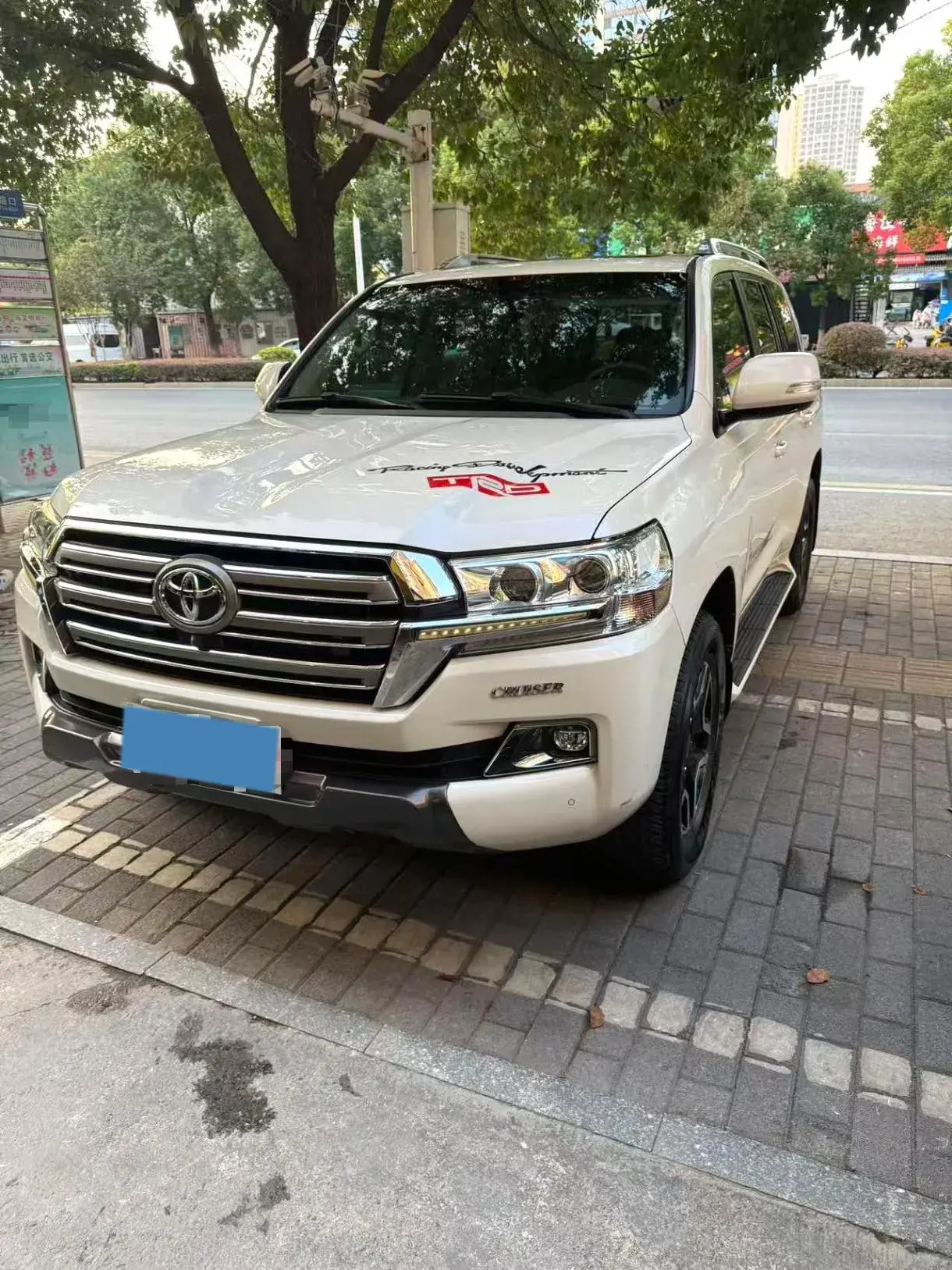 2019 CHEVROLET TRAX view 1