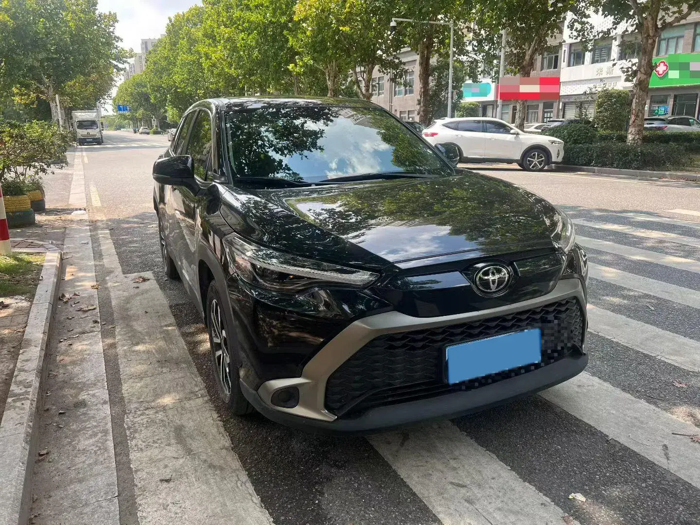 2023 TOYOTA FRONTLANDER thumbnail 2