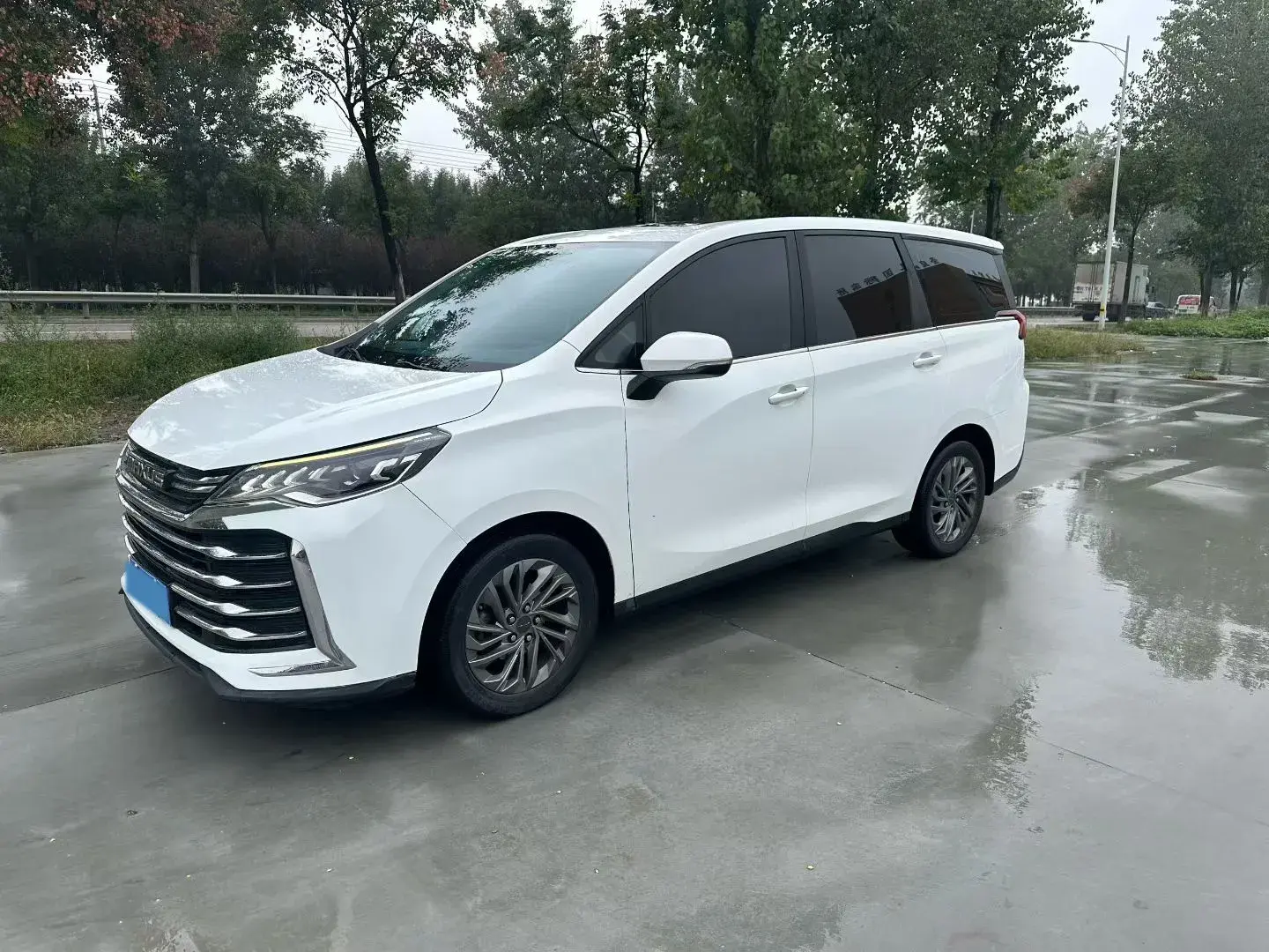 2021 MAXUS G50 view 1