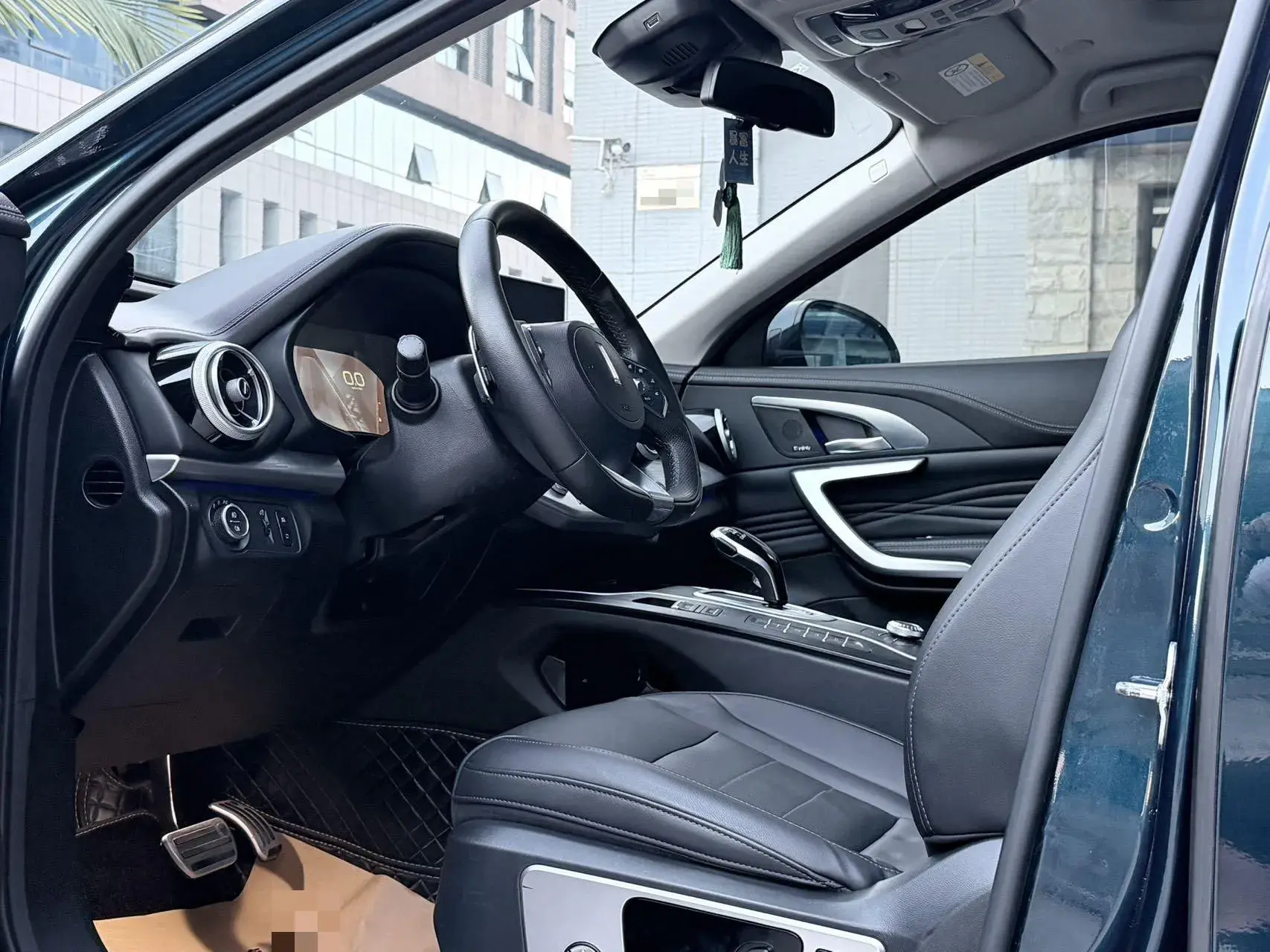 2019 WEY VV7 thumbnail 4