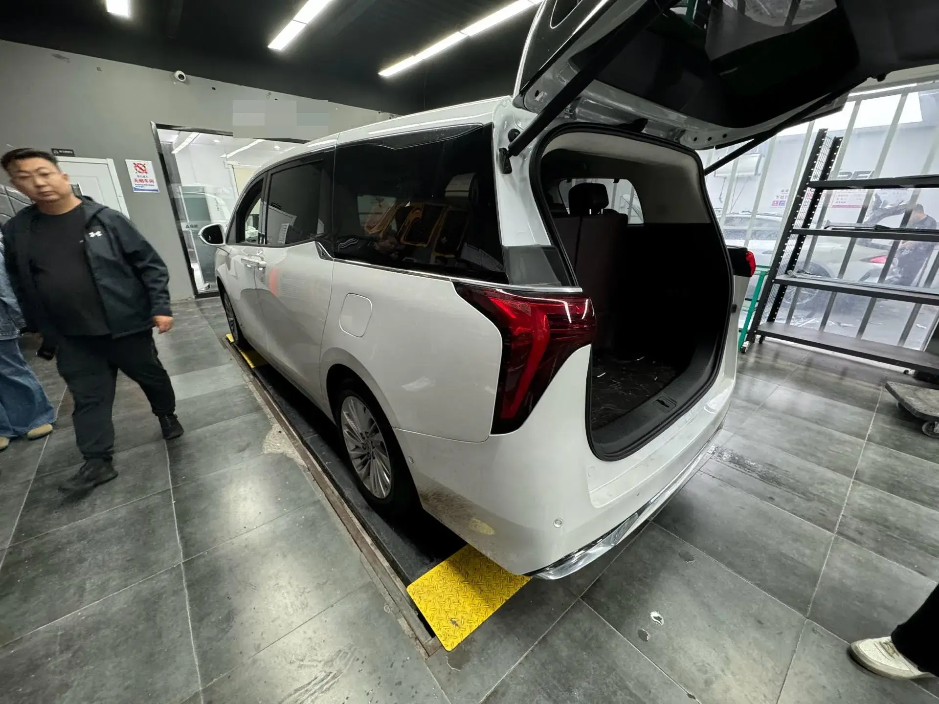 2023 BUICK CENTURY thumbnail 4