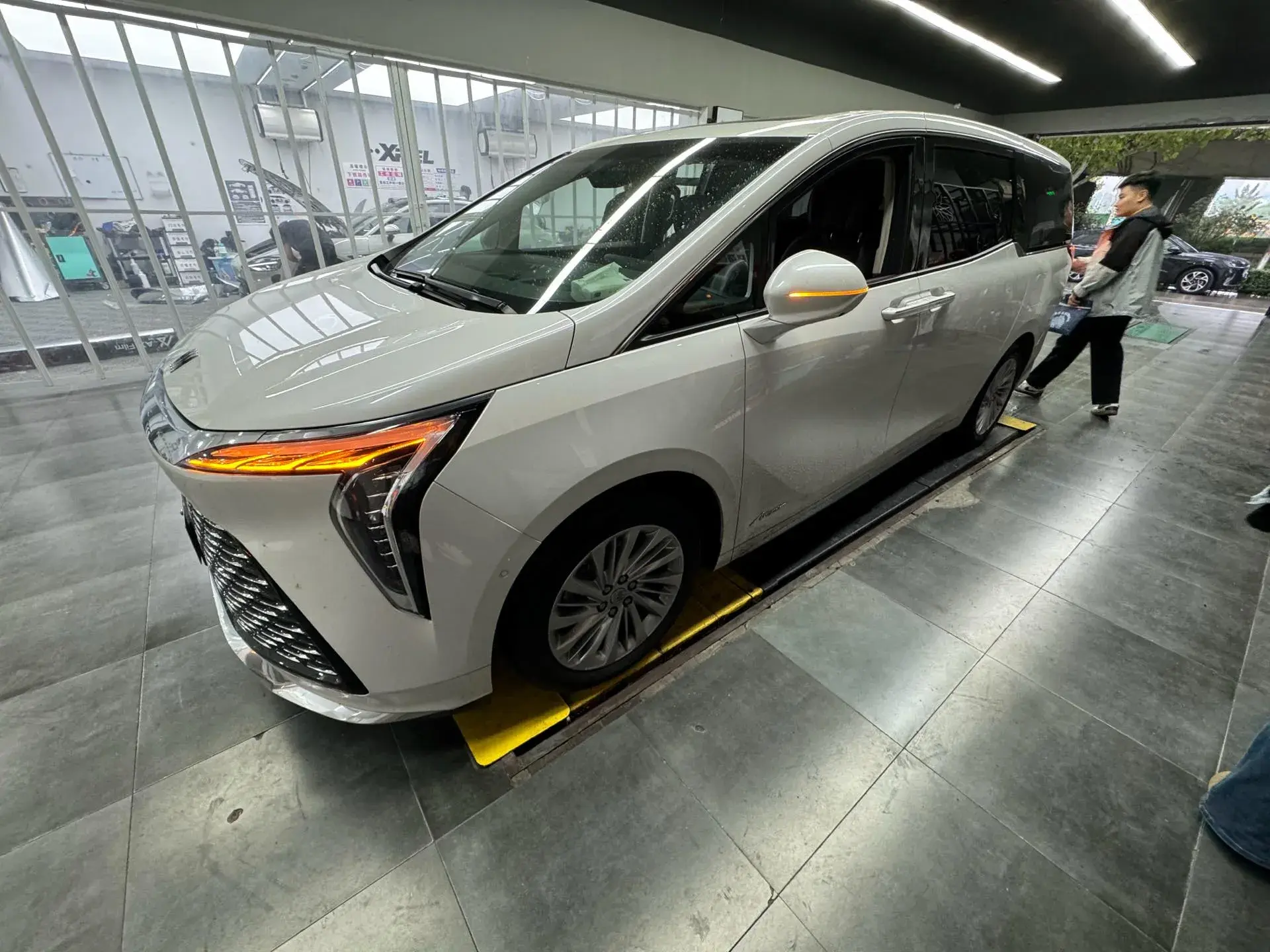 2023 BUICK CENTURY view 1