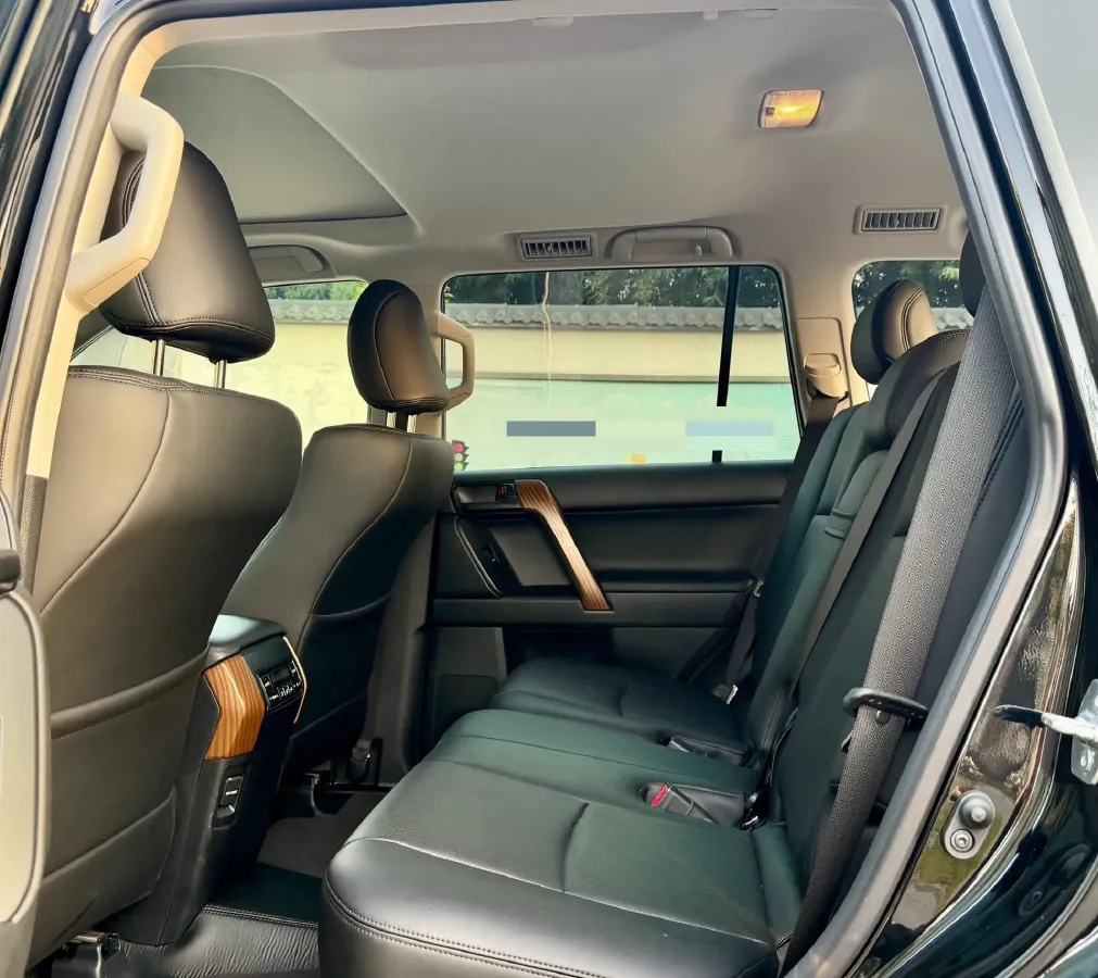 2022 Toyota 86 2.4L 234HP H4 6AT,autocango,china used car exporter,china ev exporter,chinese used car exporter,chinese used ev exporter