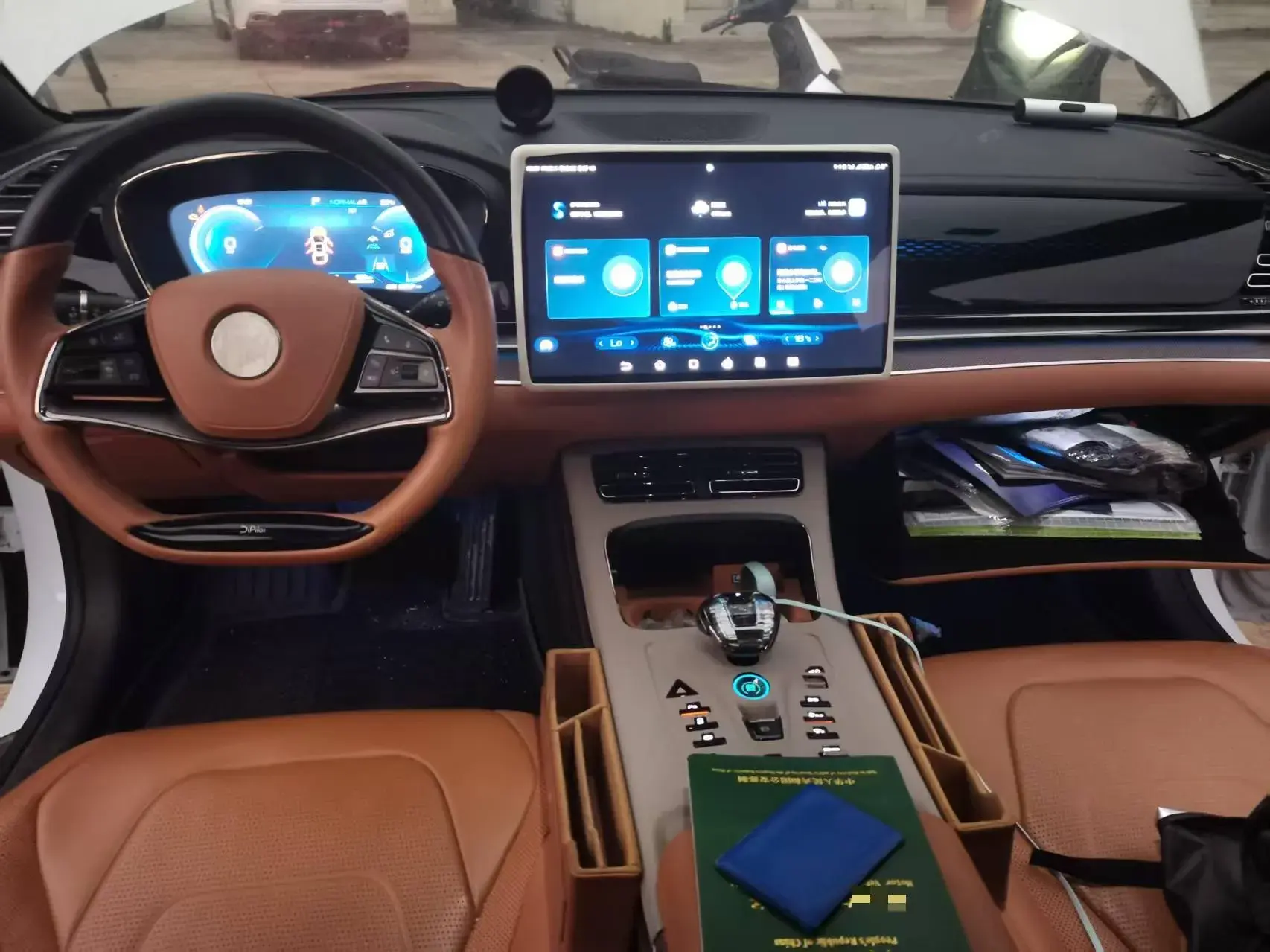 2022 BYD HAN thumbnail 4