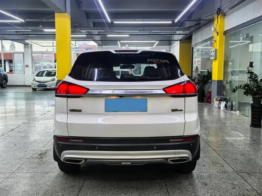 2020 GEELY AZKARRA thumbnail 4
