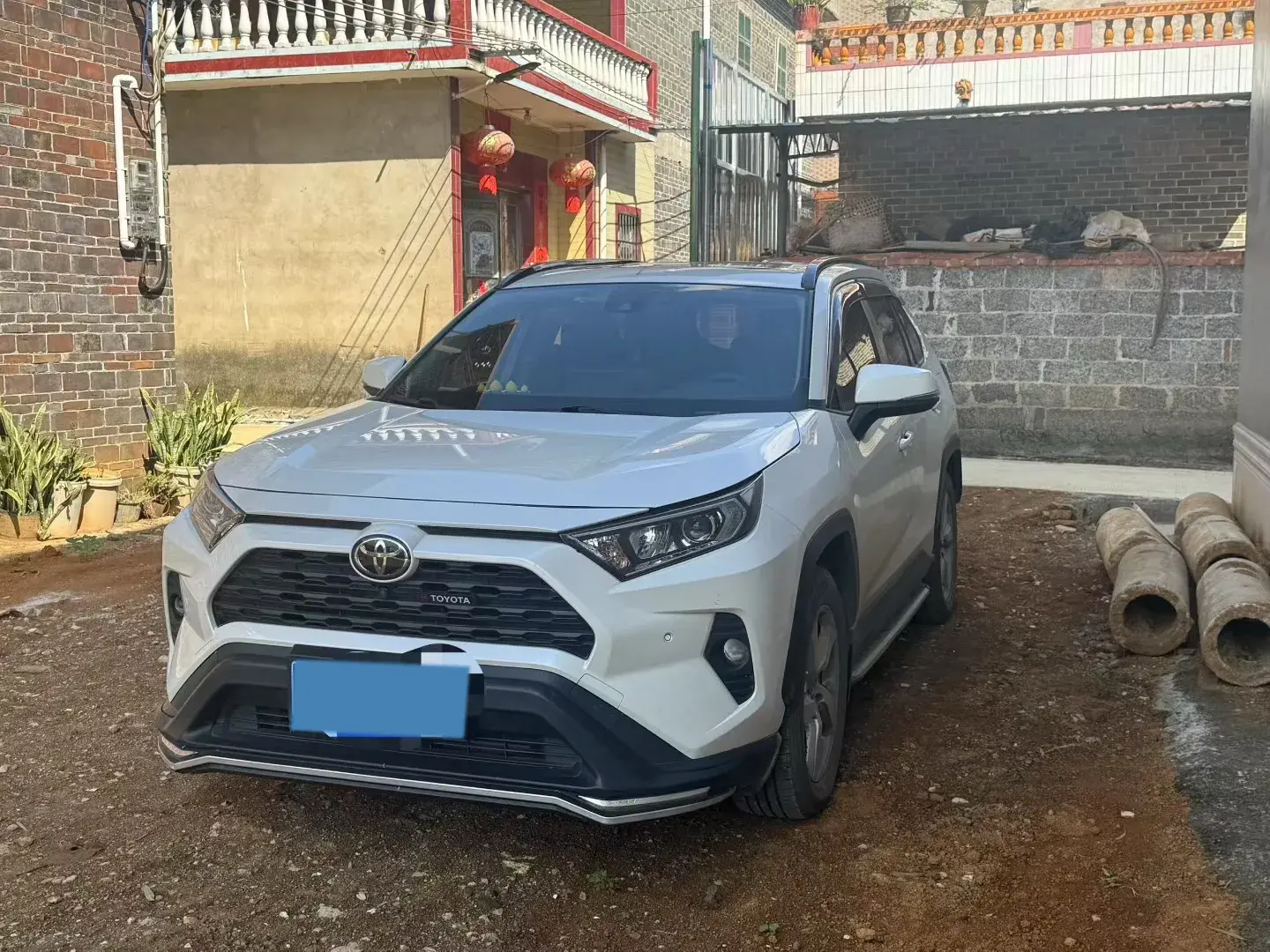 2021 TOYOTA RAV4 view 1