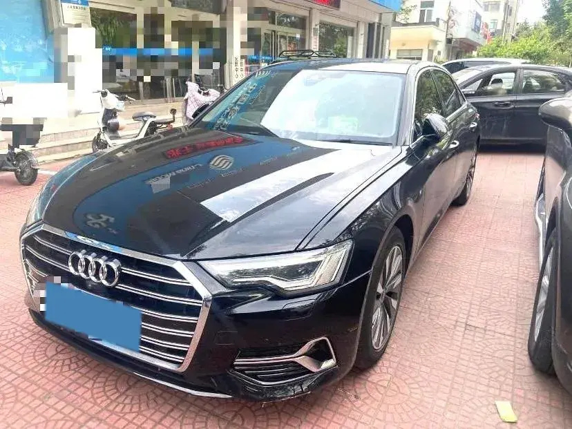2023 AUDI A6L view 1