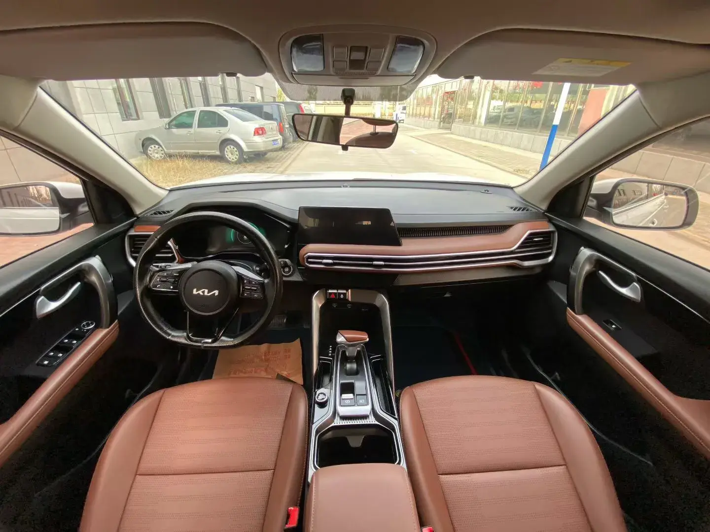 2021 KIA SPORTAGE thumbnail 3