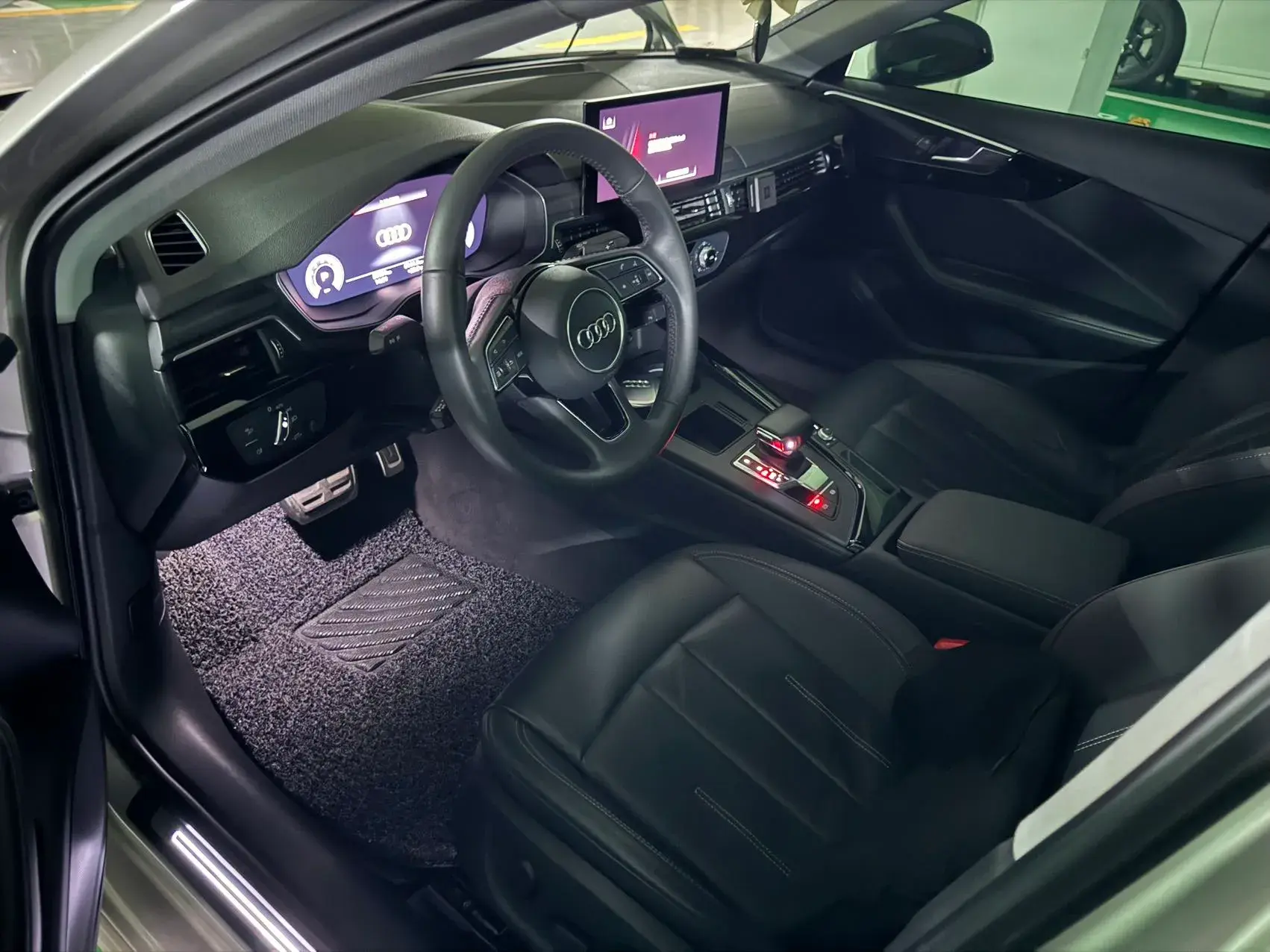 2020 AUDI A4L thumbnail 3