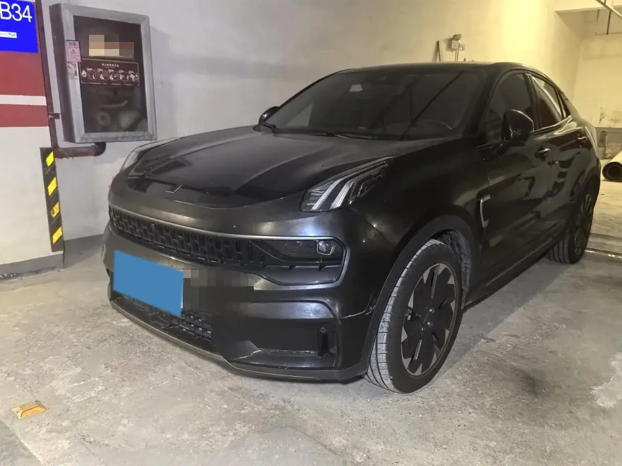 2021 LYNK&CO 05 view 1