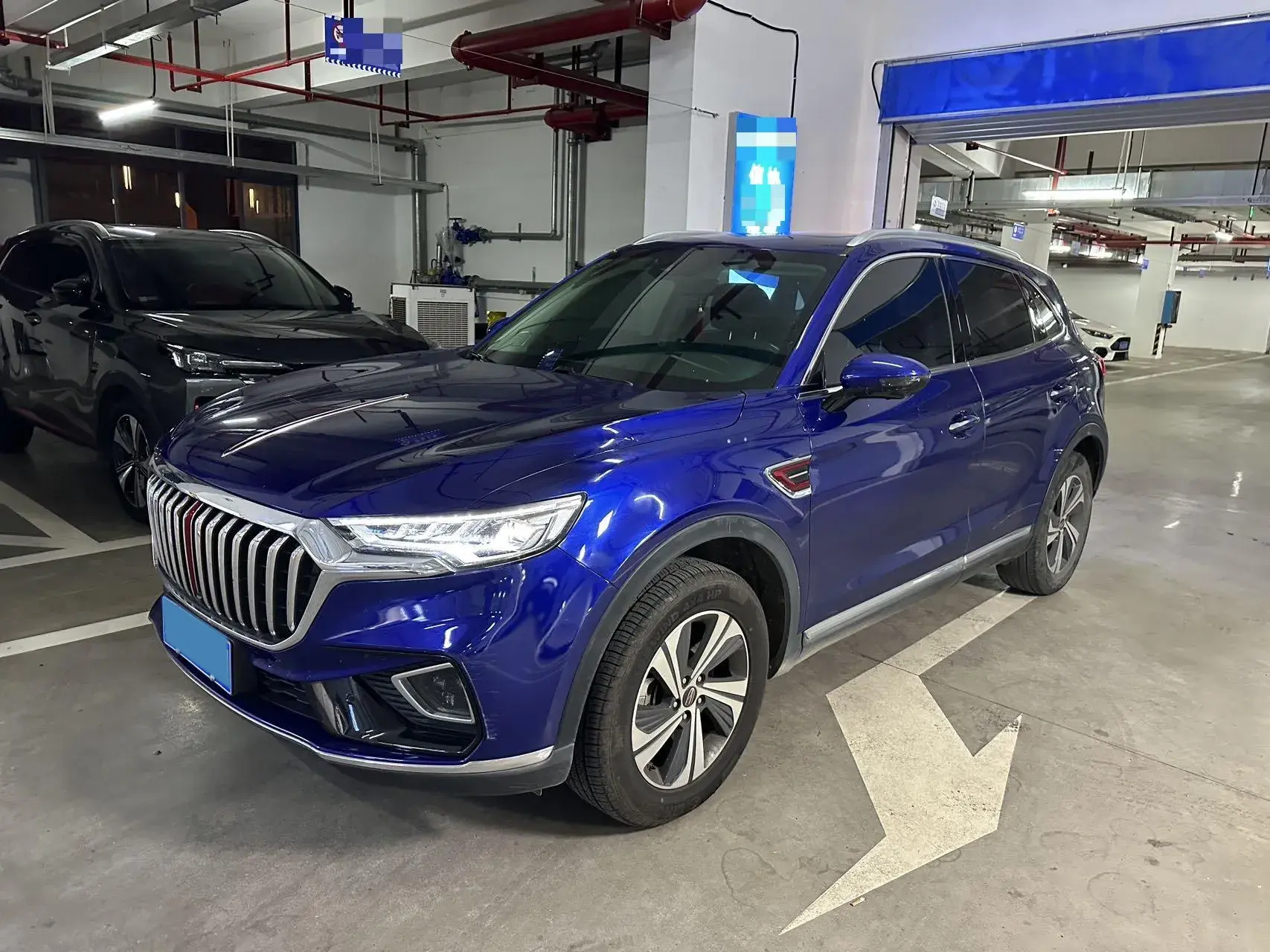 2019 HONGQI HS5 view 1