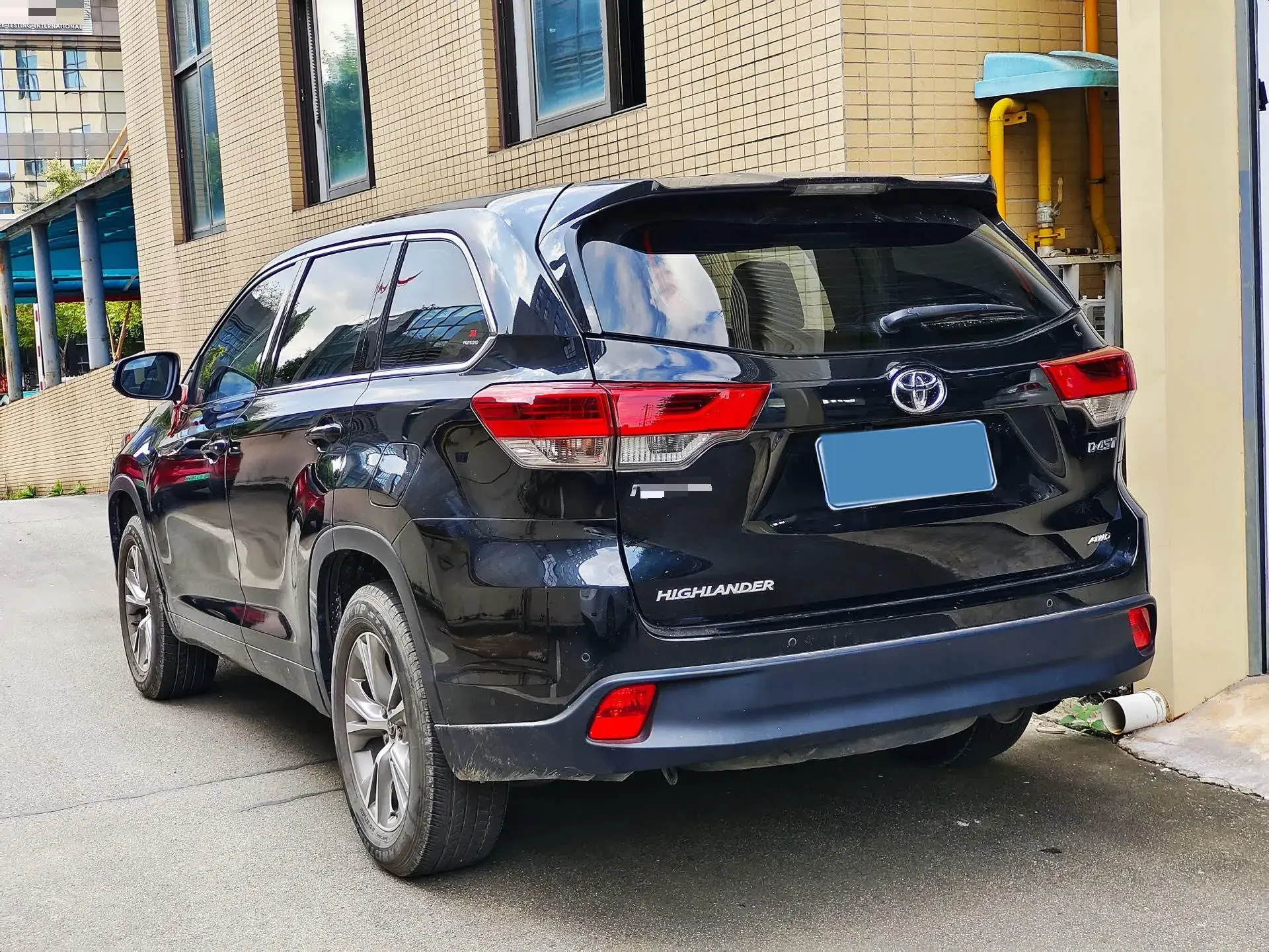 2021 TOYOTA HIGHLANDER thumbnail 3