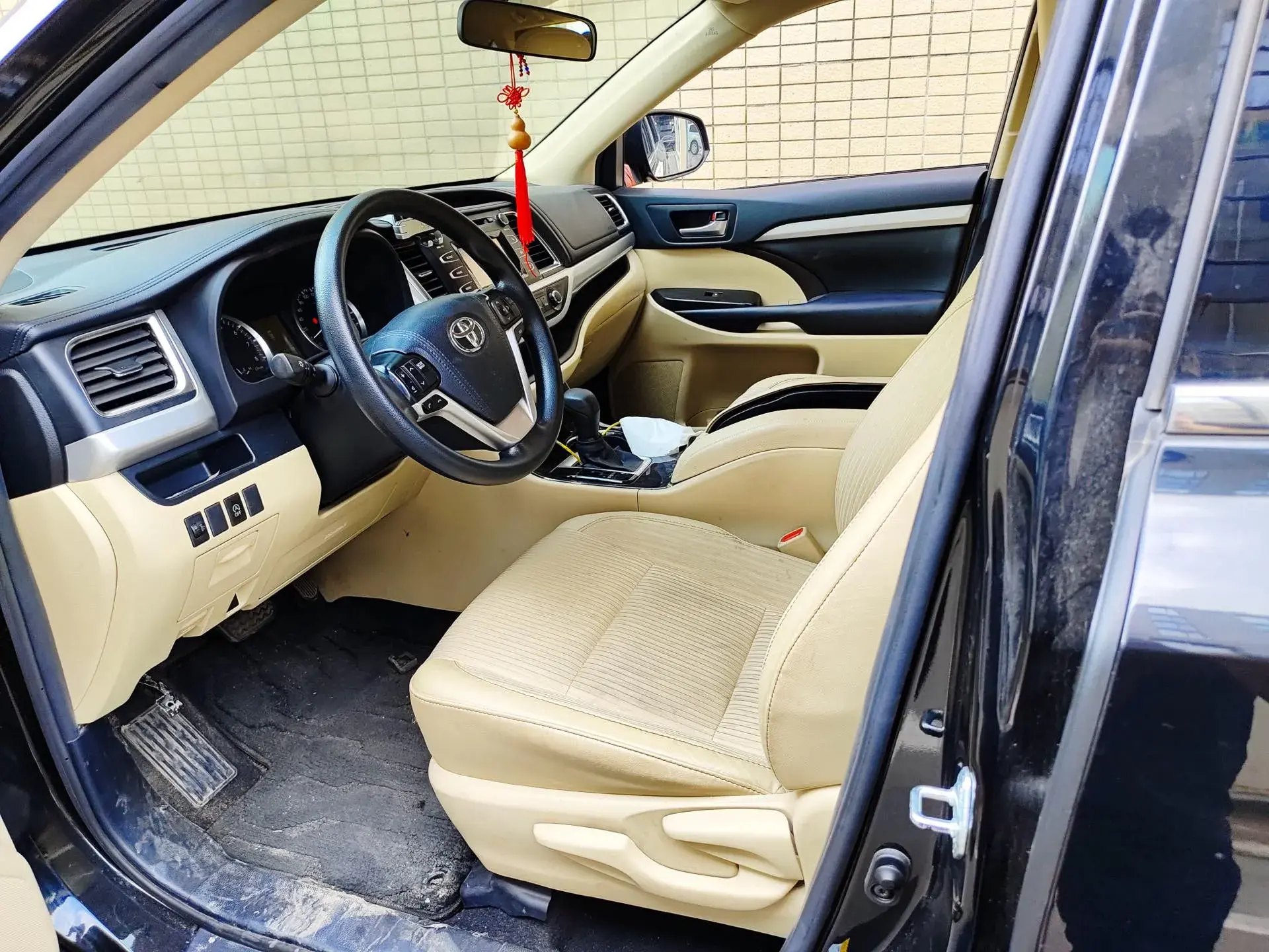 2021 TOYOTA HIGHLANDER thumbnail 4