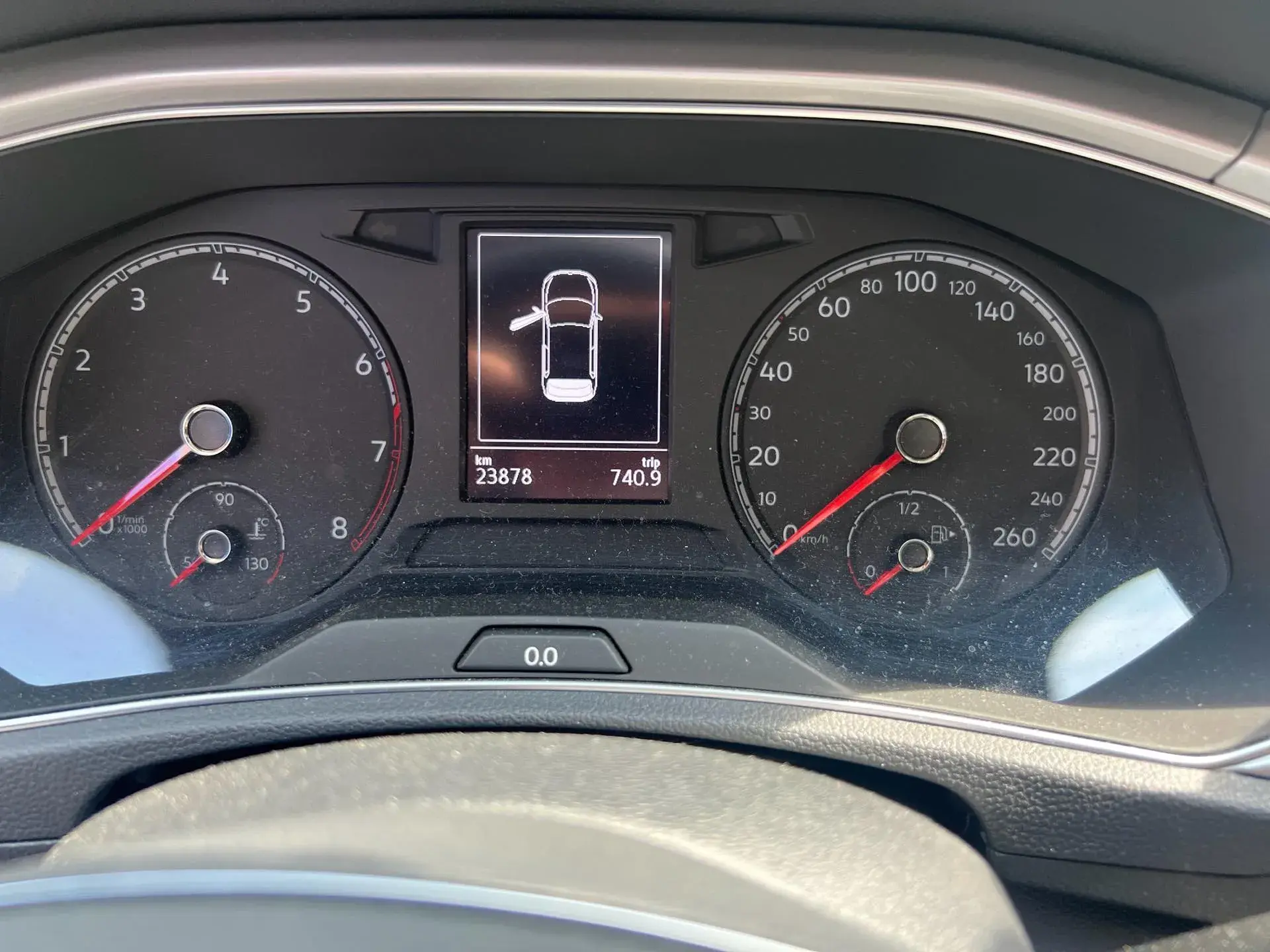 2020 VOLKSWAGEN T-ROC thumbnail 4