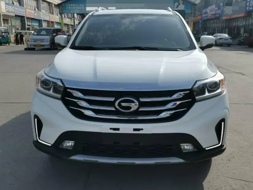 2018 GAC TRUMPCHI thumbnail 3