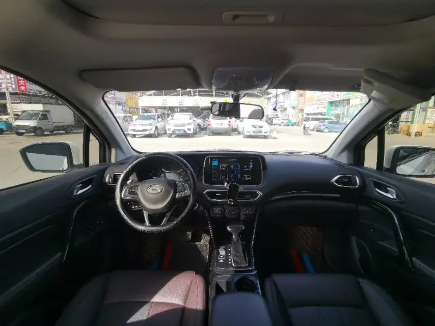 2018 GAC TRUMPCHI thumbnail 4