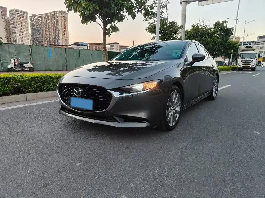2021 MAZDA 3 view 1