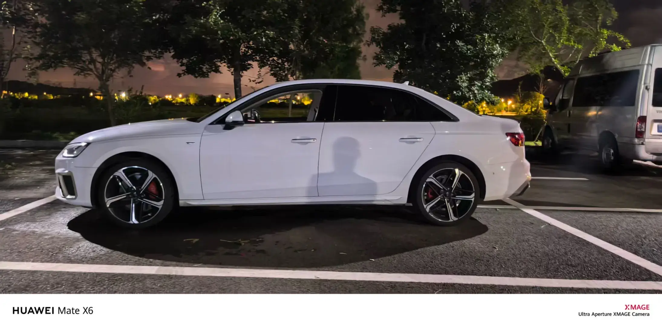 2020 AUDI A4L thumbnail 2