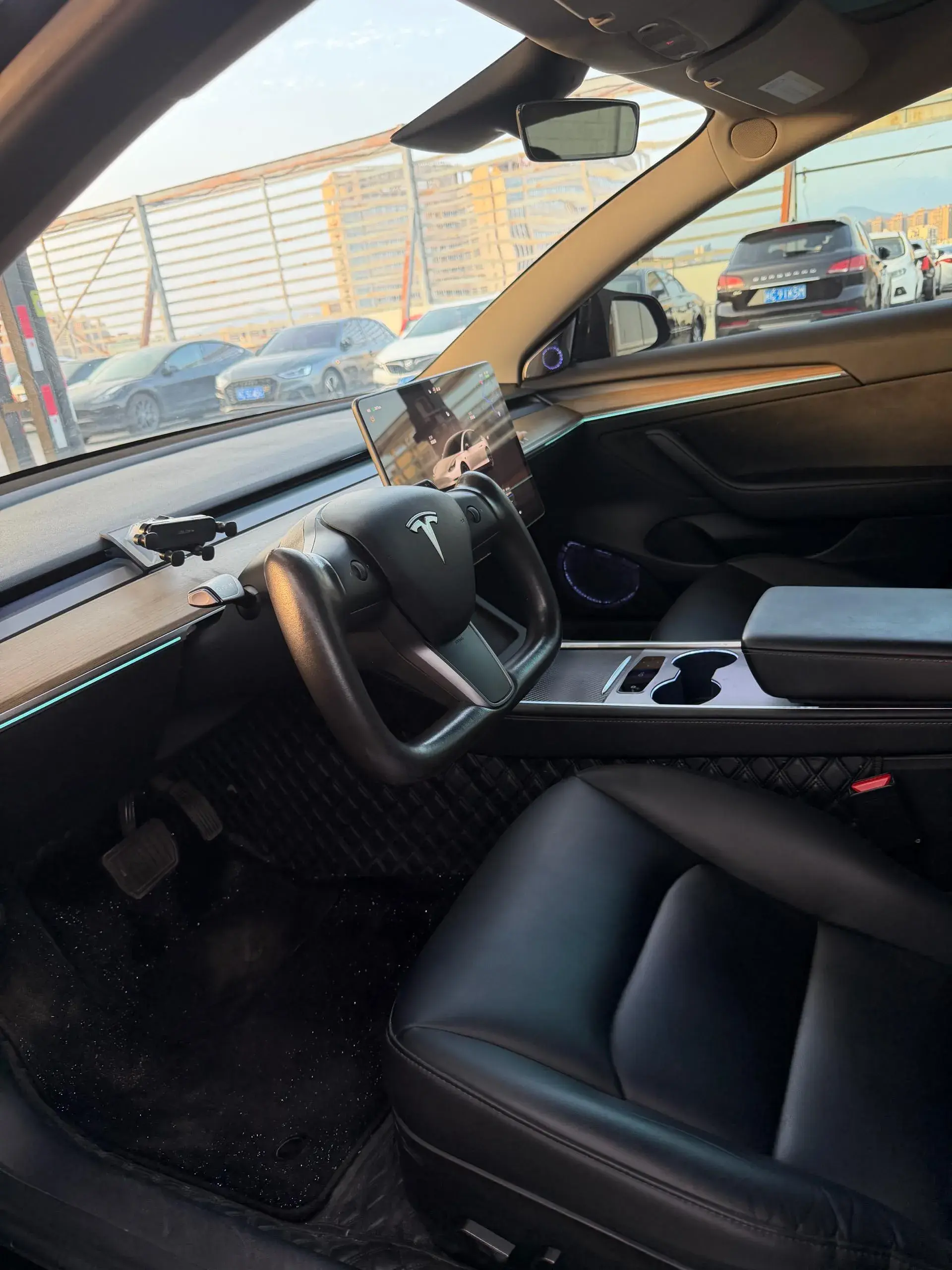 2022 TESLA MODEL thumbnail 4