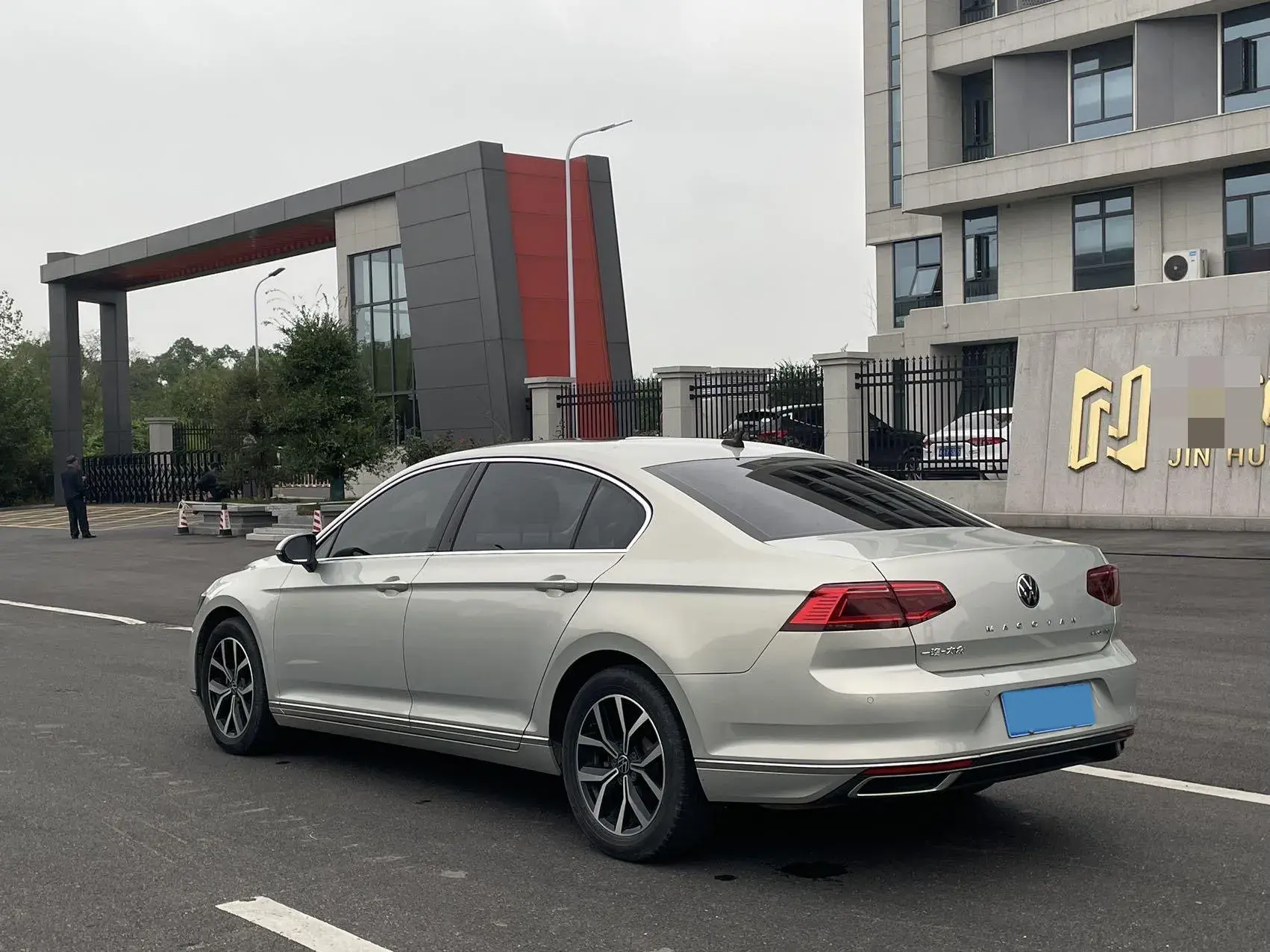 2020 VOLKSWAGEN MAGOTAN thumbnail 4