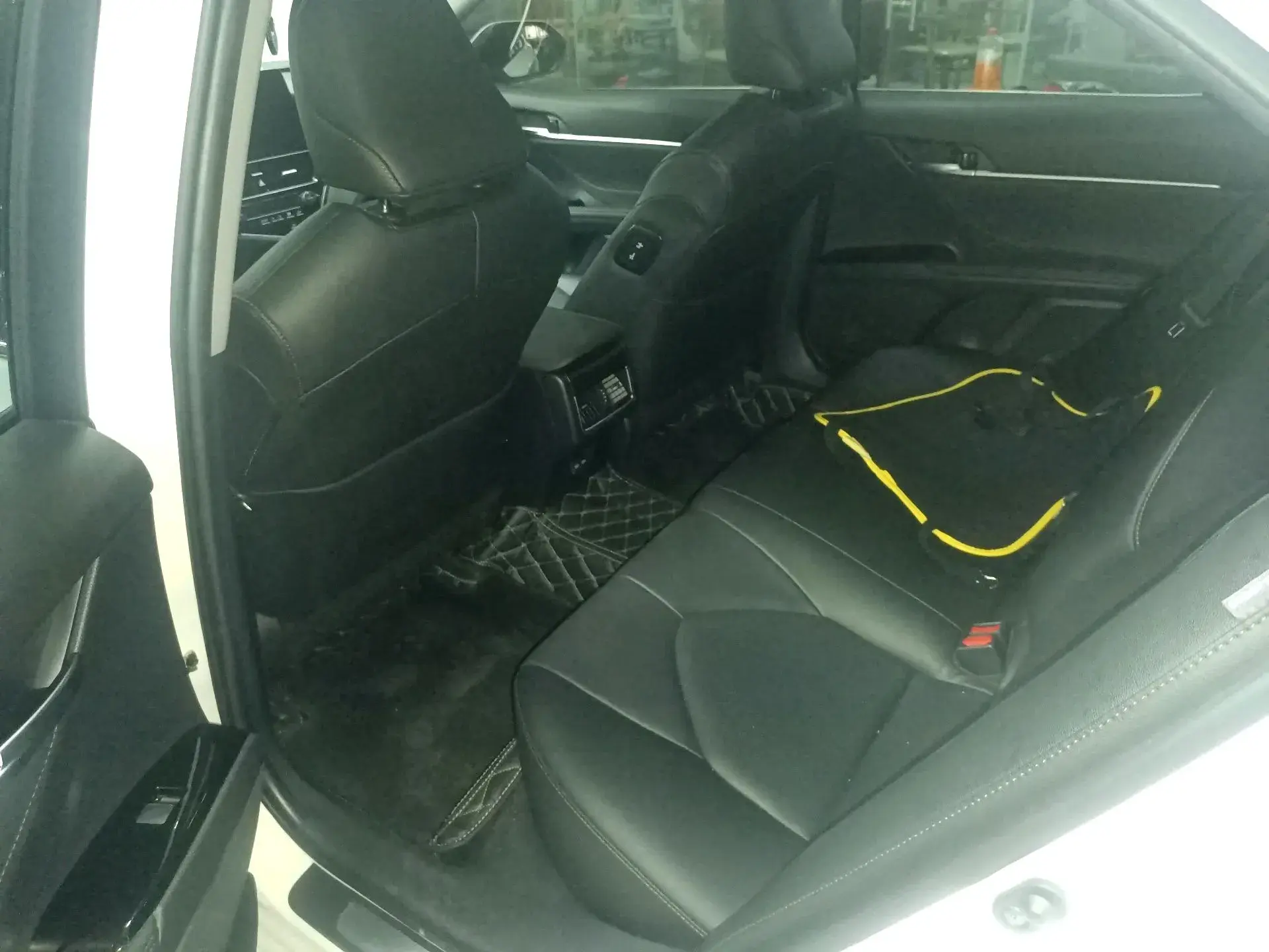 2021 TOYOTA CAMRY thumbnail 4