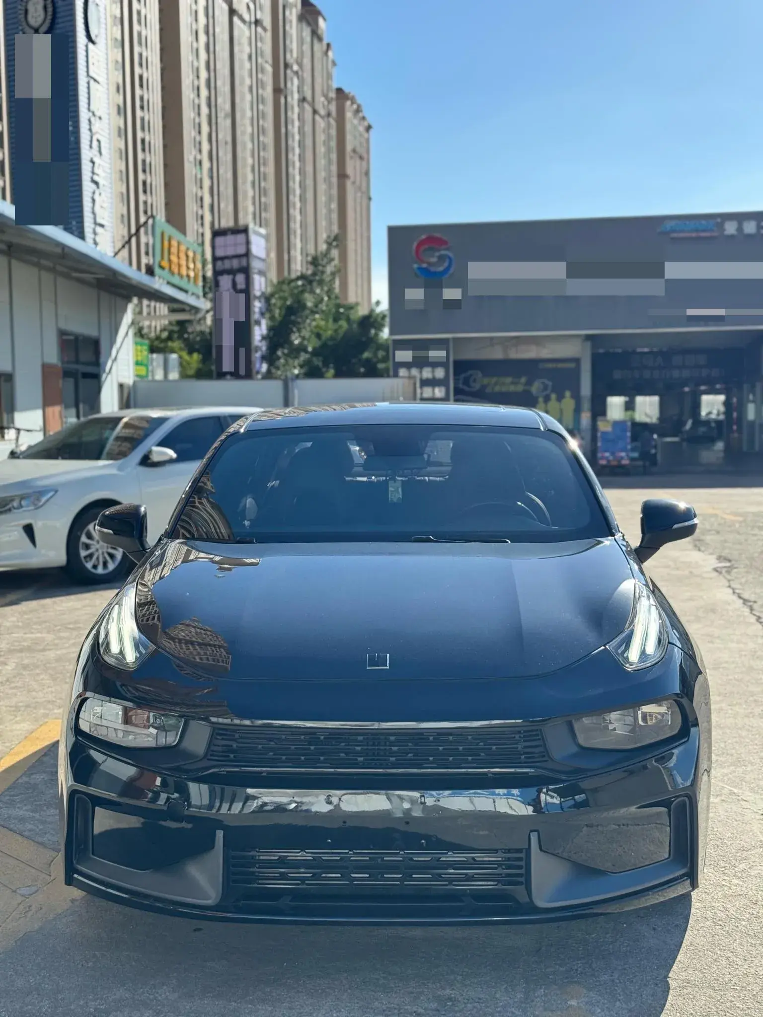 2019 LYNK&CO 03 thumbnail 2