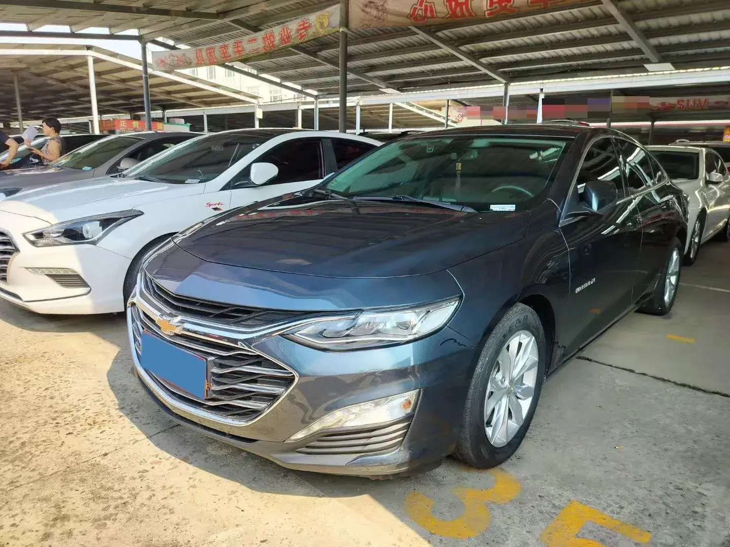 2020 CHEVROLET MALIBU view 1