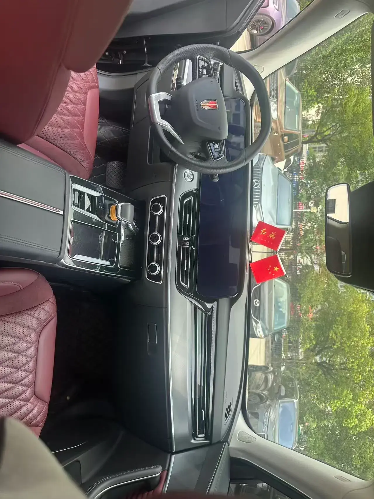 2023 HONGQI HS5 thumbnail 4