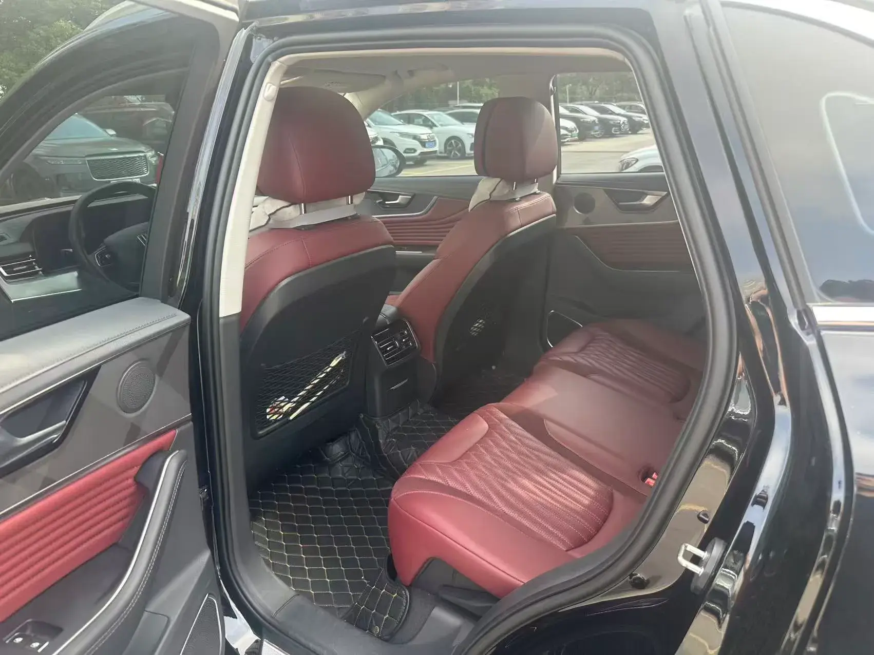 2023 HONGQI HS5 thumbnail 3