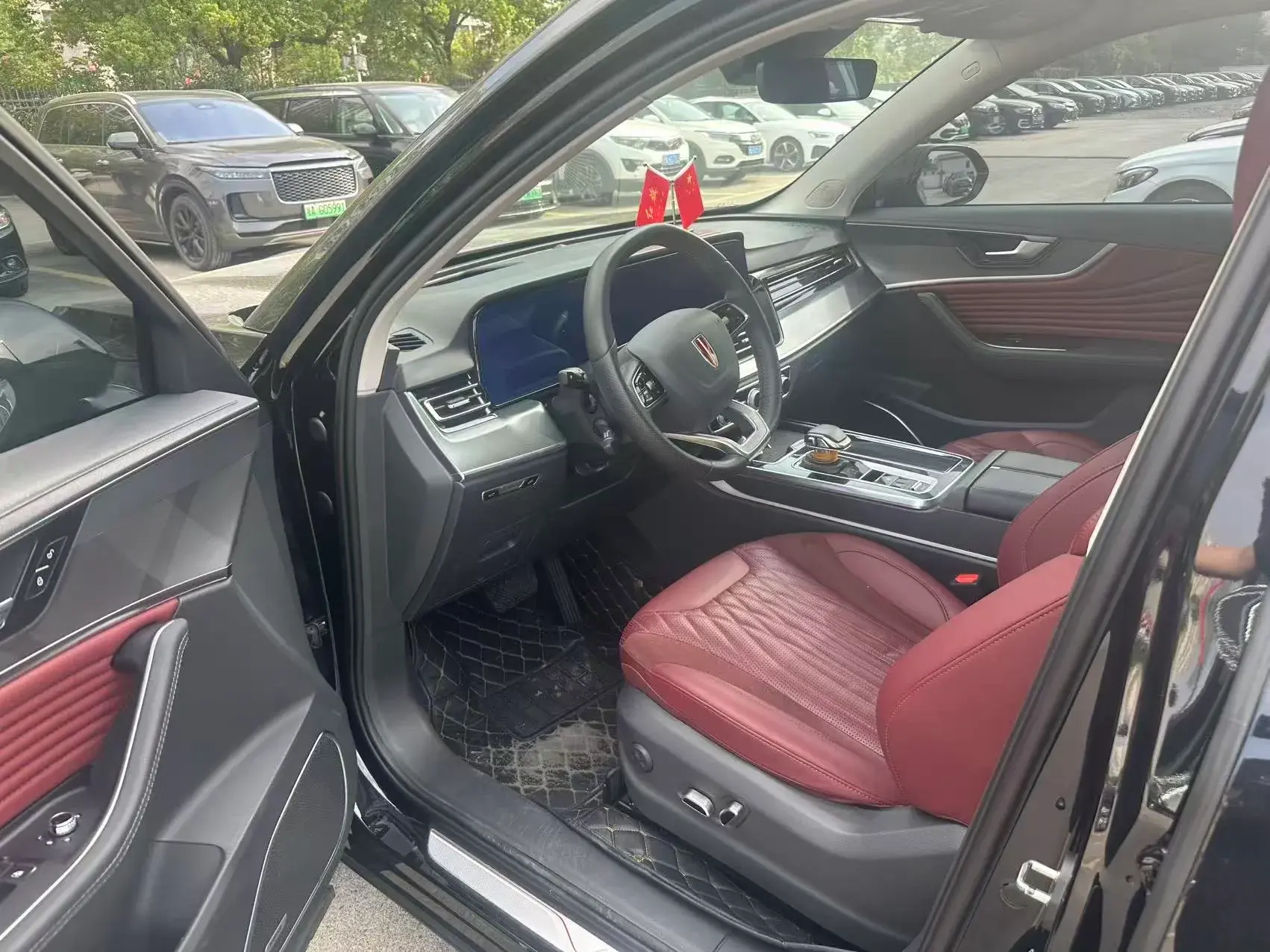 2023 HONGQI HS5 thumbnail 2