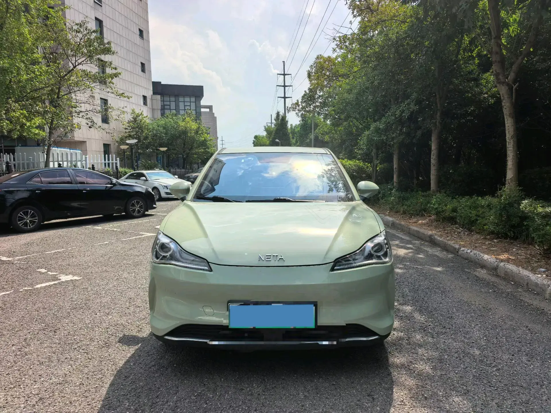 2022 NETA V thumbnail 2