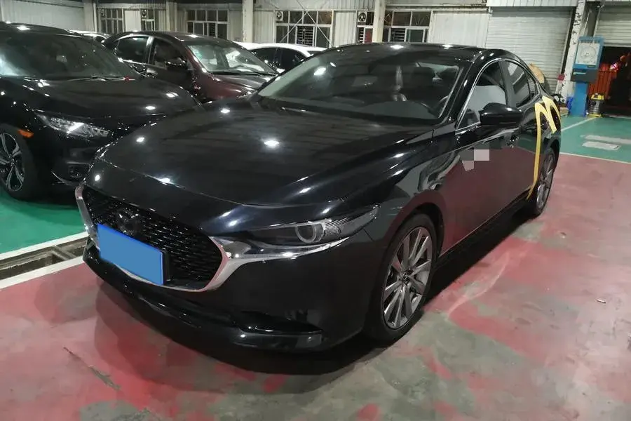 2023 MAZDA 3 view 1