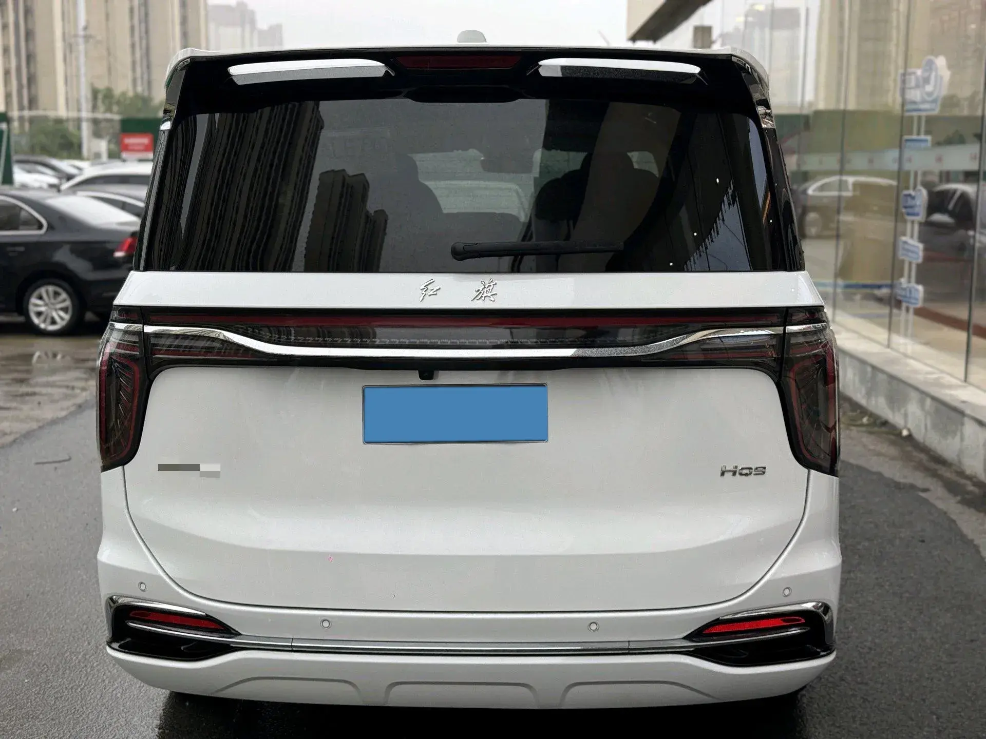 2023 HONGQI HQ9 thumbnail 4