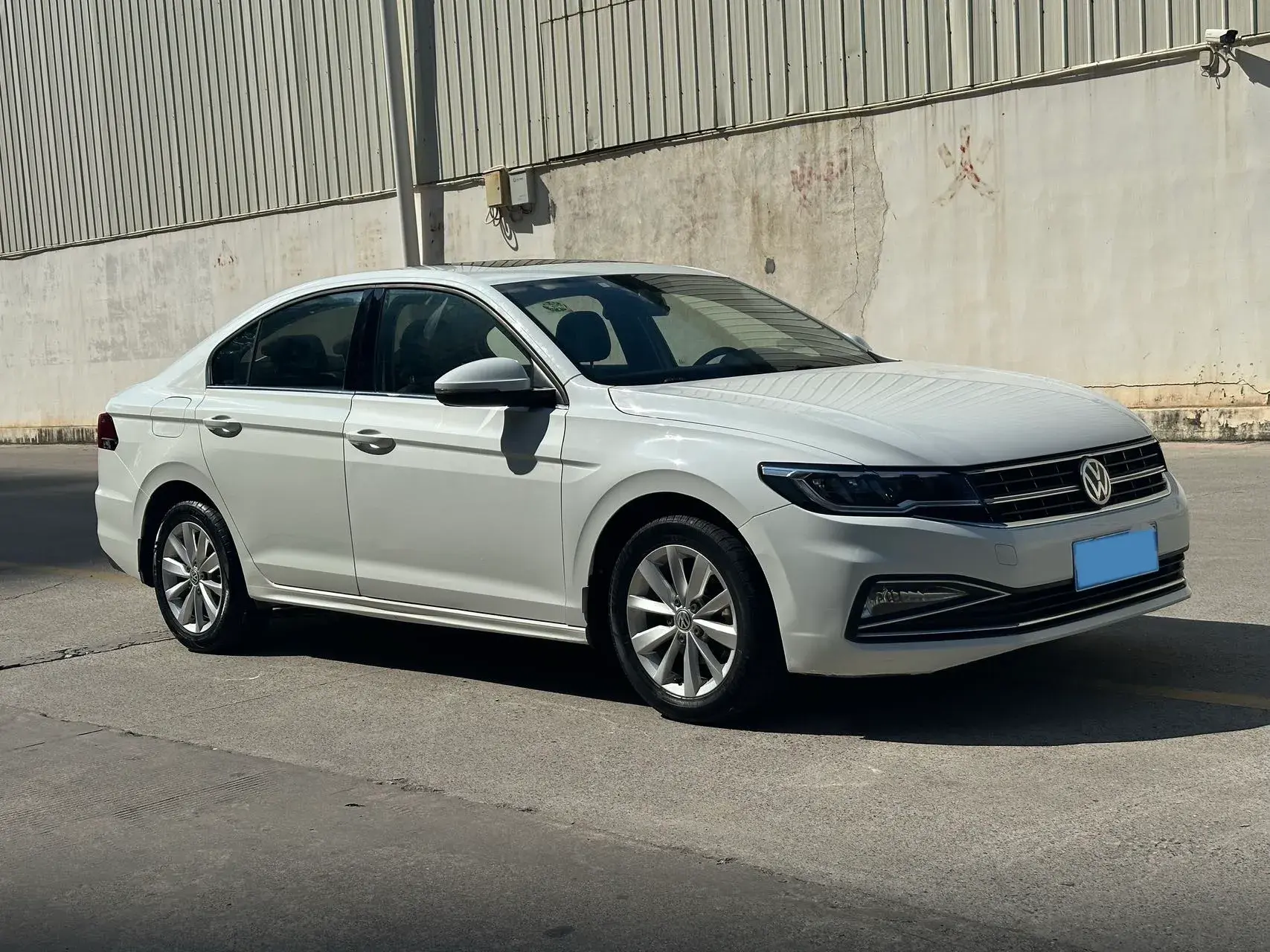 2019 VOLKSWAGEN BORA thumbnail 3