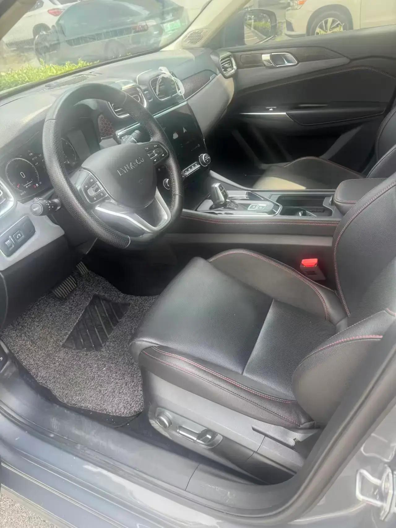 2020 LYNK&CO 02 thumbnail 4