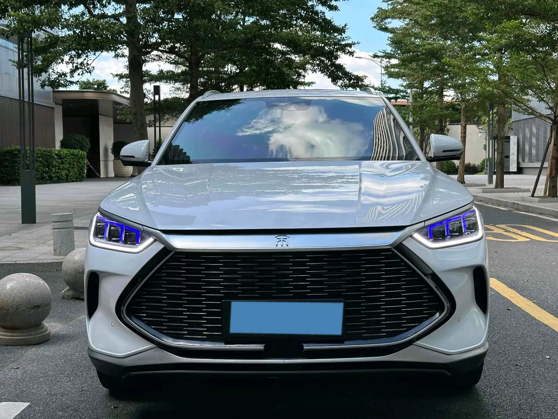 2022 BYD SONG thumbnail 3