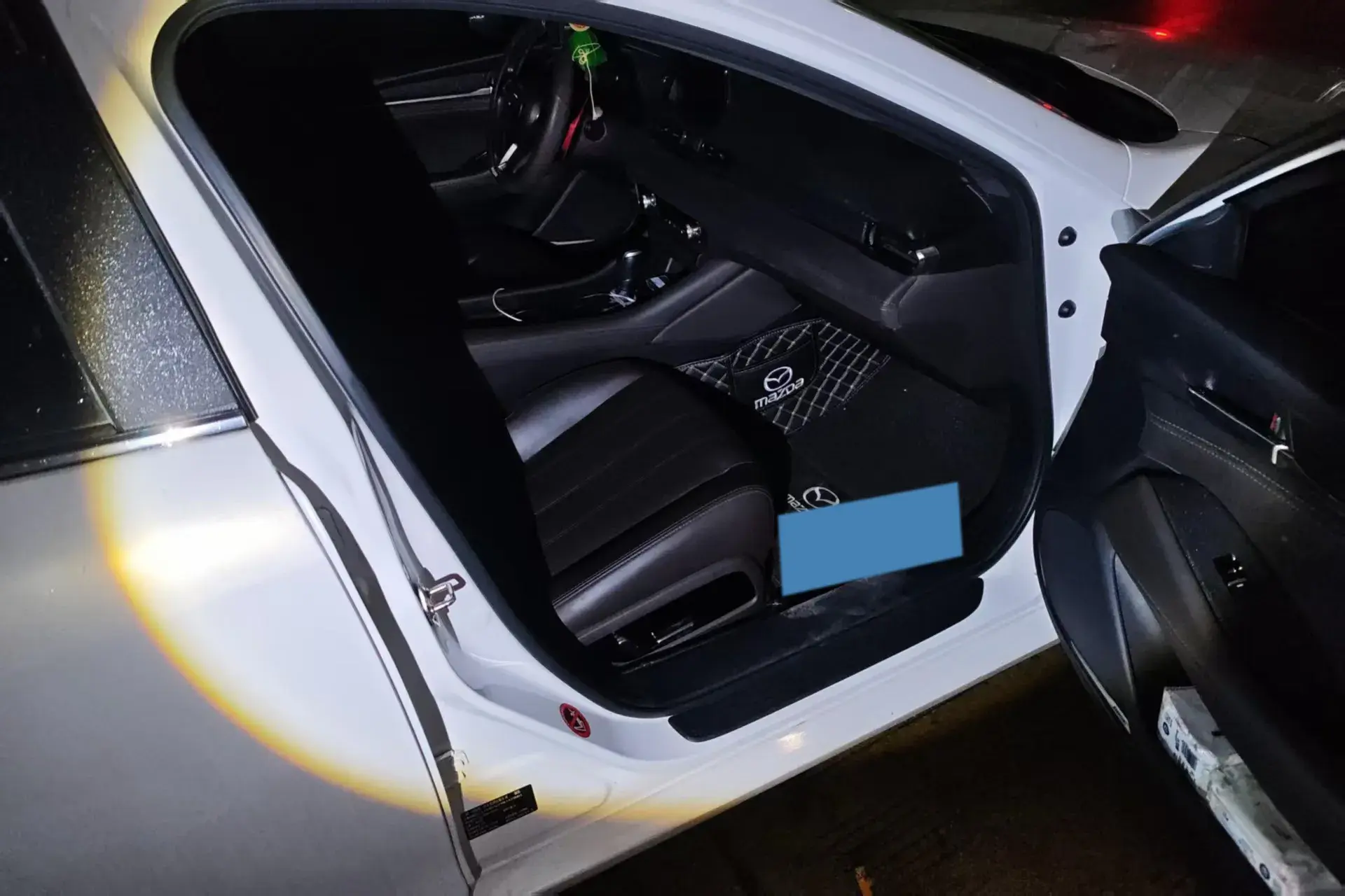 2020 MAZDA ATENZA thumbnail 4