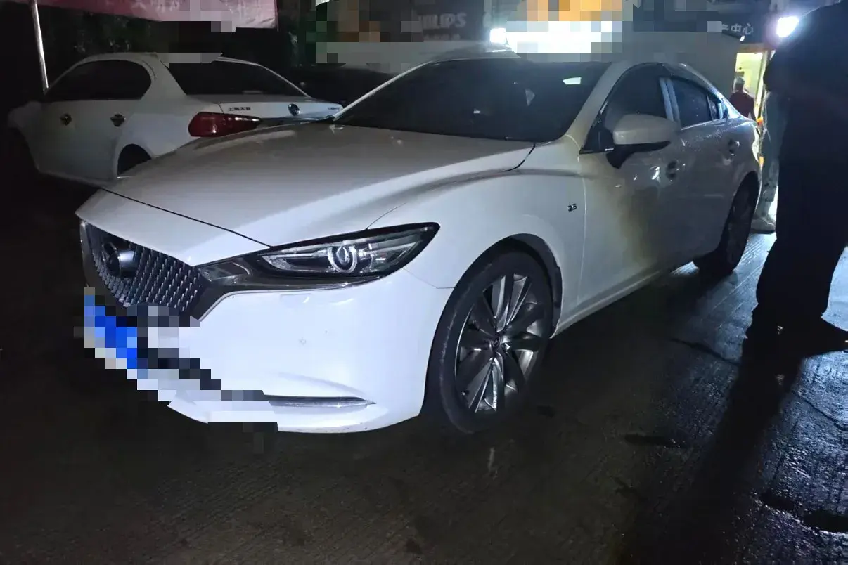 2020 MAZDA ATENZA view 1