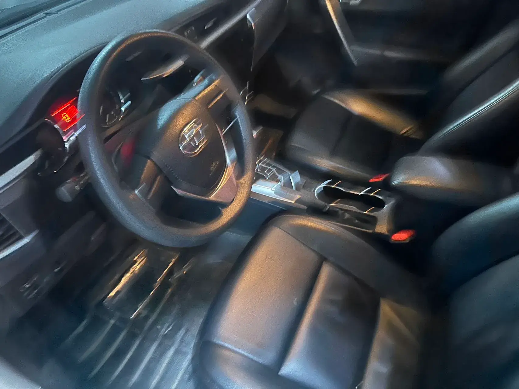 2016 TOYOTA COROLLA thumbnail 3