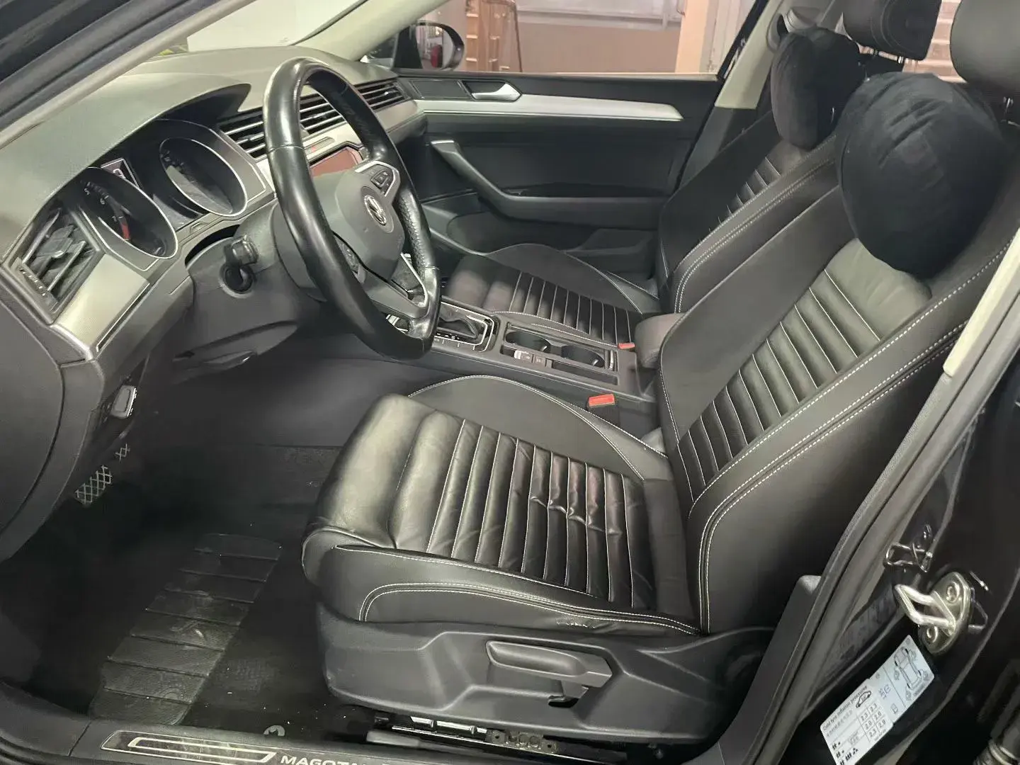 2020 VOLKSWAGEN MAGOTAN thumbnail 2